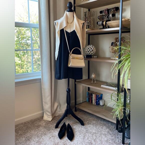 TOBI black dress tunic front pleat size small bohemian Scandi girl feminine - Picture 3 of 11